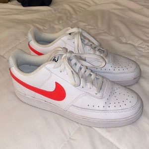 Nike Court Vision Low Sneaker